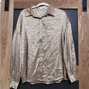 Cloud Ten Satin Leopard Print Button Down Blouse Small Neutral Animal Print